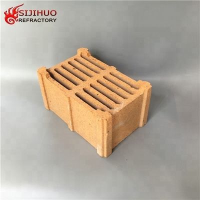 SiC-Gehalt von 1,2-1,4% 230x114x65 mm Gitterrefractaire Ziegel für industrielle Öfen
