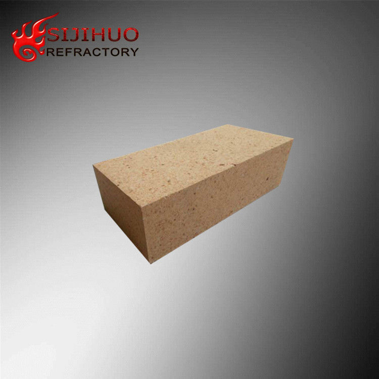 230*114*65MM Ziegelfeuer-Ton für die Ofenverkleidung SiO2-Gehalt 50-65% SiC-Gehalt 1,2-14